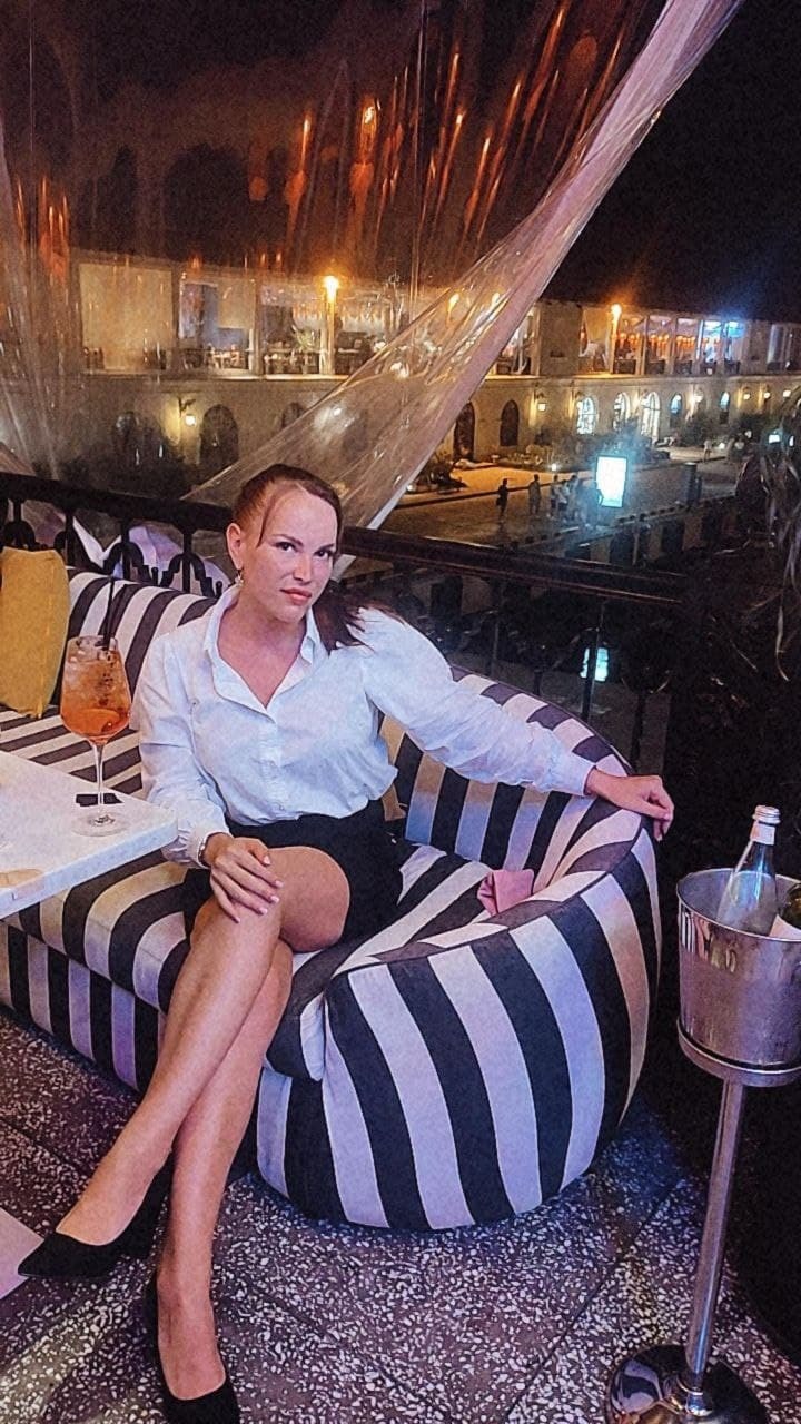 Индивидуалка Питера Яна с 4 размером груди предлагает интим услуги у метро Волковская  +7(981)214-21-80 